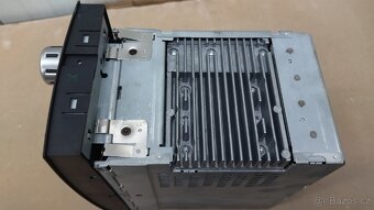 Rádio VW T5 - 13