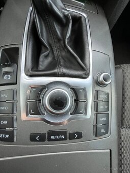 Prodám AUDI A6 4F 2.4 V6,130 kW, benzín - 13