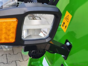 KOLESOVÝ NAKLADAČ 908T - 13