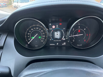 JAGUAR  E-PACE  2,0 D  150 AWD  LED,AUT,4X4,ČR, DPH   - 13