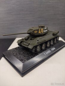 Vojenská technika SSSR 1/72 - 13