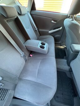 Prius Hybrid - 13