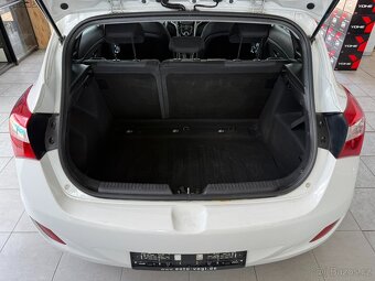 Hyundai i30 1.4 73 kW 1.majitel - 13