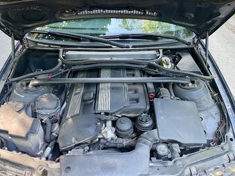 BMW e46 325i touring - 13