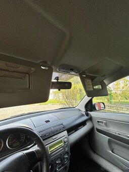 Mazda 2 – 1.2 benzín, 55 kW, 2004 - 13