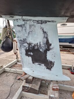 Prodám kajutovou plachetnice avar 32 - 13