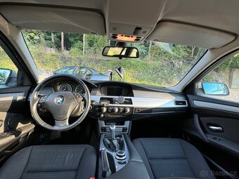 BMW 520i Touring E61, 2.0 benzín, 2008 - 13