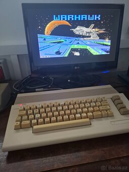 Commodore C64 C - 13