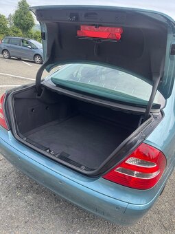 Mercedes-Benz E 270 CDi - 13