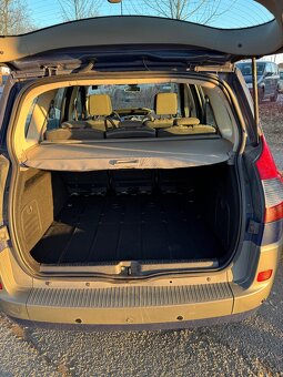 Prodám Renault Grand Scenic 1.6 16V r.v. 2008 - 13