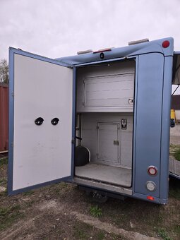 Přepravní na koně Renault Master Paragan Excelsion 5 - 13