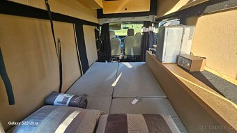 Opel Vivaro 2,5 CDTI 107kw L2H2 obytny webasto postel - 13