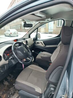 Peugeot Partner Tepee - 13