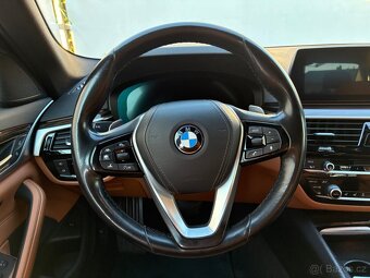 BMW Řada 5, 530d 195kW xDrive, Sport Line - 13