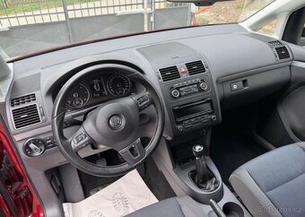 Volkswagen Touran 1,6TDi Top stav,1 maj.WEBASTO nafta - 13