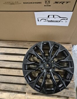 Alu kola Dodge RAM 5x-6x 139.7 - 13