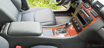 Mercedes–Benz C220 CDI (W203) - na náhradní díly - 13