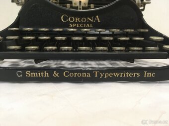 Malý psací stroj CORONA SPECIAL - 13