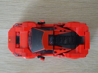 LEGO Speed Champions 76895 Ferrari F8 Tributo - 13