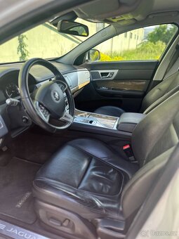 Jaguar XF 2.2 Diesel - 13