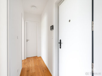 Pronájem bytu 2+kk, Kurandové,Hlubočepy, 24700kč 44 m2 - 13