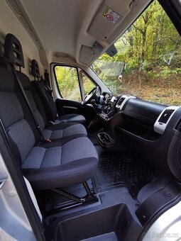 Fiat Ducato 2.3 Iveco 2x bočné dvere, LED - 13