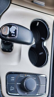 Jeep Grand Cherokee 3,6 - 13