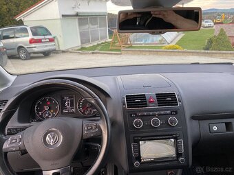 VW Touran 2.0 TDi - 13