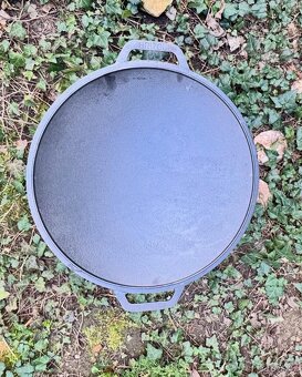 ZAHRADNÍ PÁNEV NA OHNIŠTĚ - 13