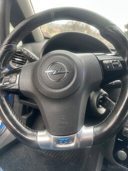 Opel Corsa OPC - 13