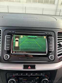 Sharan 7n 2.0tdi 103kw 7 míst - 13