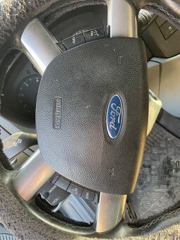 Ford Transit - 13