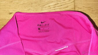 Dámská sportovní trička, kalhoty, legíny, bunda - 13