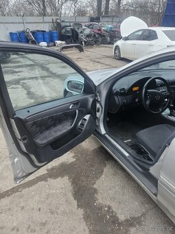 Mercedes Benz w203 2.0 120kw - 13