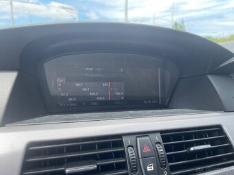 BMW e61 520d LCI Náhradní díly - 13