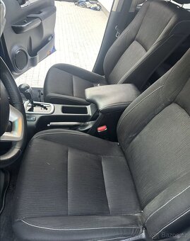 Toyota Hilux 2 393 cm3 - 13