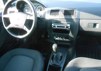 Škoda Fabia 1,2 HTP 47 kW CZ Historie benzín - 13