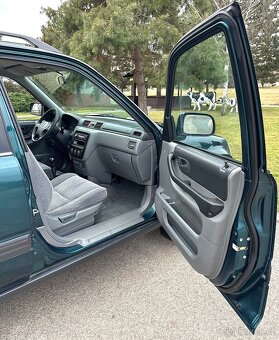 Honda CR-V 2.0i 16V 94kw manuál 4x4 • dovoz IT • - 13