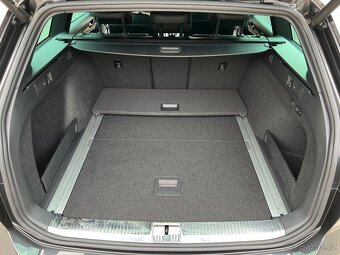 VW Passat Variant 2.0 TDi 147kw Eleg. Matrix tažné kamera - 13