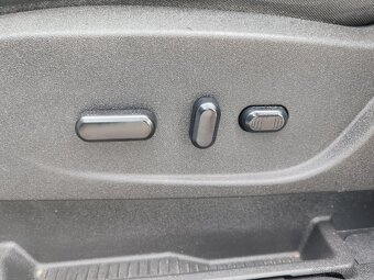 Ford Kuga 2 Facelift Titanium - 13