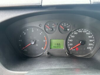 Ford Transit - 13
