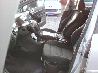 Peugeot 307, 1.6i 16V combi , 1.majitel - 13