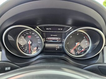 MERCEDES-BENZ CLA 2017 220CDI 125kW SHOOTING BRAKE,PANORAMA - 13
