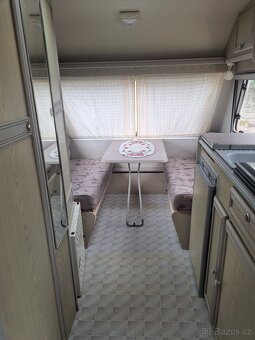 Obytný přívěs, karavan Alpine Sprite - 13