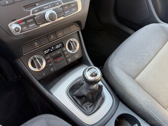 AUDI Q3 2.0 TDI //2012 194.700 KM AC PDC TAŽNÉ SERVISKA - 13