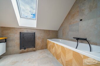 Prodej rodinný dům 4+kk, na pozemku 248 m2, Chrášťany, Český - 13