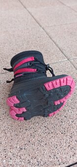 DĚTSKÉ ZIMNÍ SNĚHULKY (velikost 25) - 13