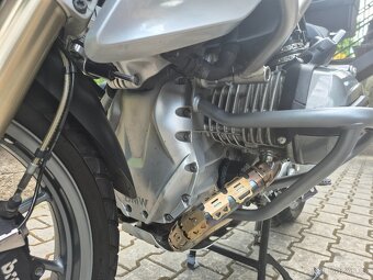 BMW R 1200 GS LC - SUPER STAV + VÝBAVA 219.900,- Kč - 13