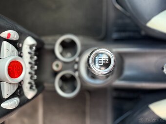 Mini Cooper S 1.6l 128 kW - 13