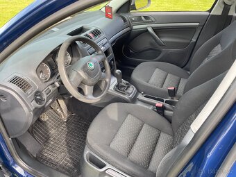 Škoda Octavia II Tour 1,6 Combi - 12/2011 - ČR  - servis - 13